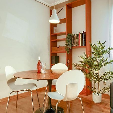 Apartamento En Chamberi Con Piscina - Lovely Apartment In The City Center With Swimming Pool Мадрид Екстериор снимка
