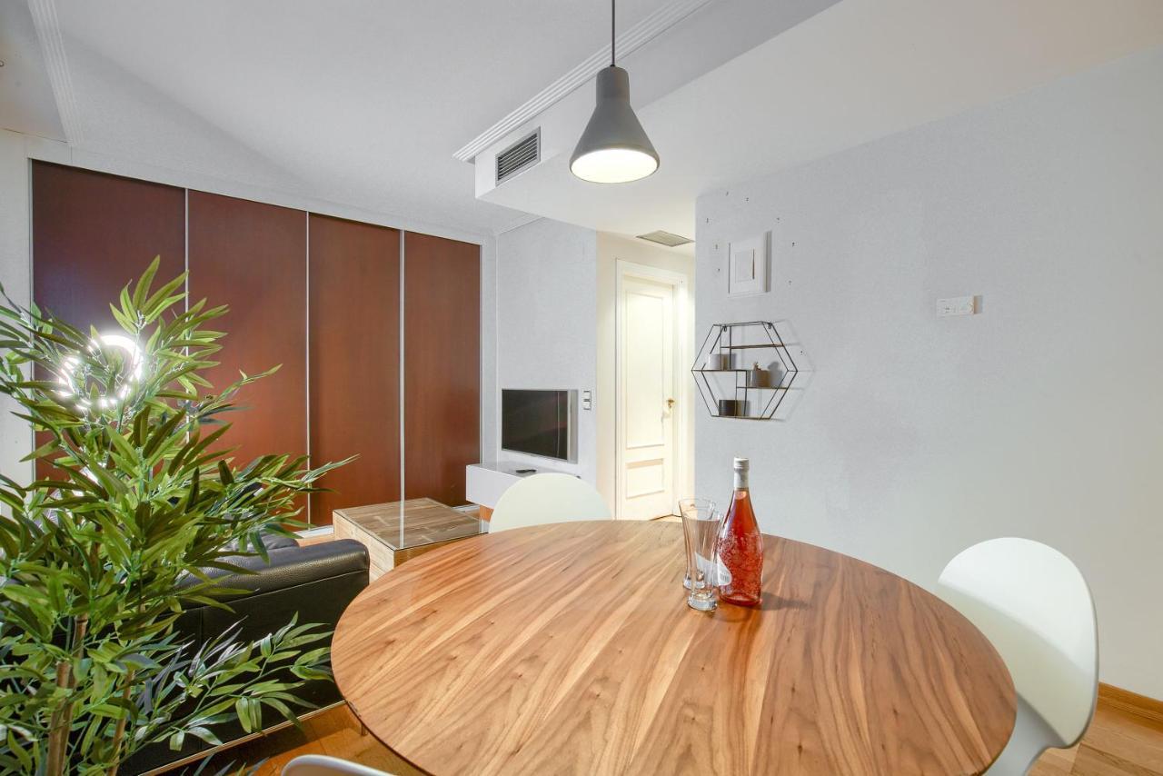 Apartamento En Chamberi Con Piscina - Lovely Apartment In The City Center With Swimming Pool Мадрид Екстериор снимка